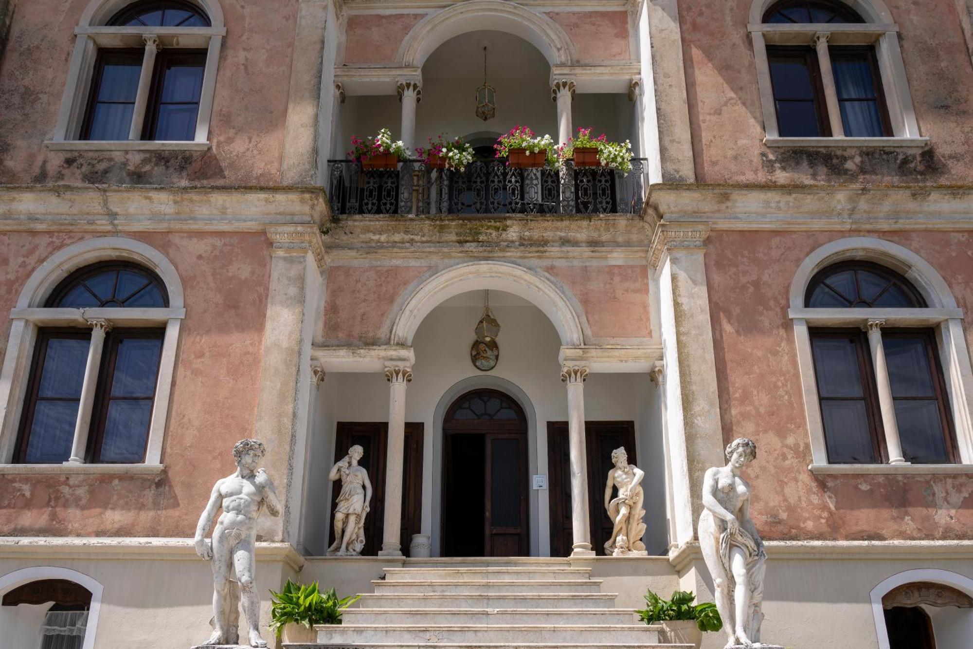 Villa Petri Vicopisano Екстер'єр фото
